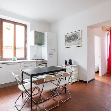 Vg Trastevere 5 Stelle Appartamento Spazioso Rome Luaran gambar
